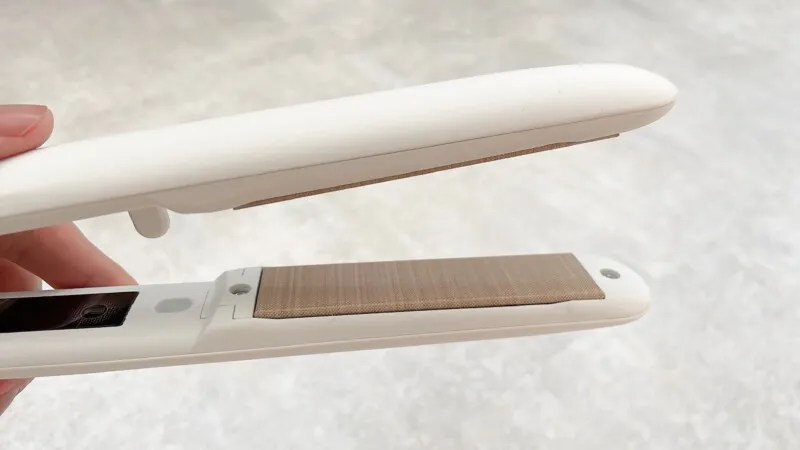 比較】パナソニックナノケアvs絹女！どっちのアイロンがおすすめ？違い