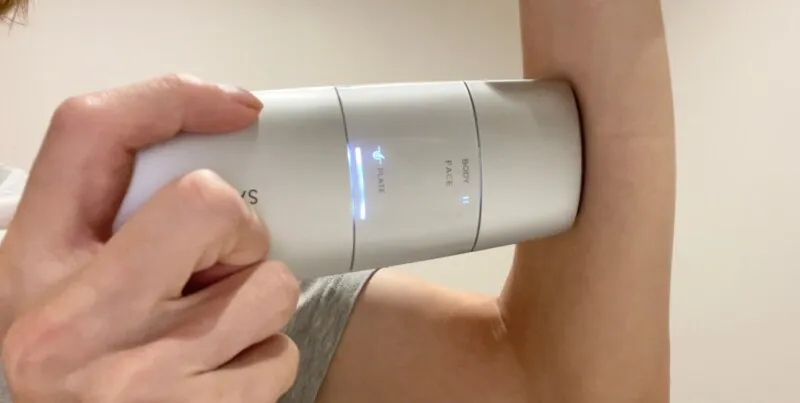 テ*い様 サロニア 脱毛器 未使用品 SALONIA サロニア フラッシュ クリスタル シルクエピ 脱毛 脱毛