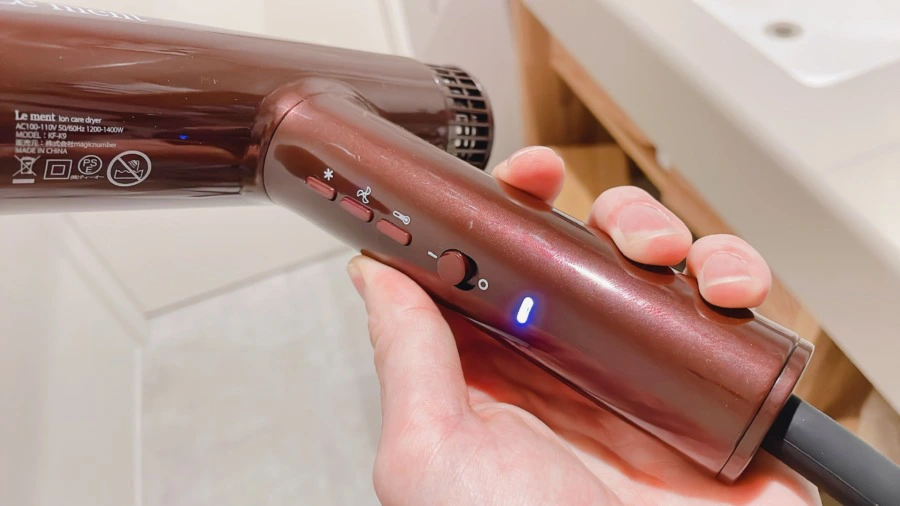 Le ment ion care dryer ブラウン