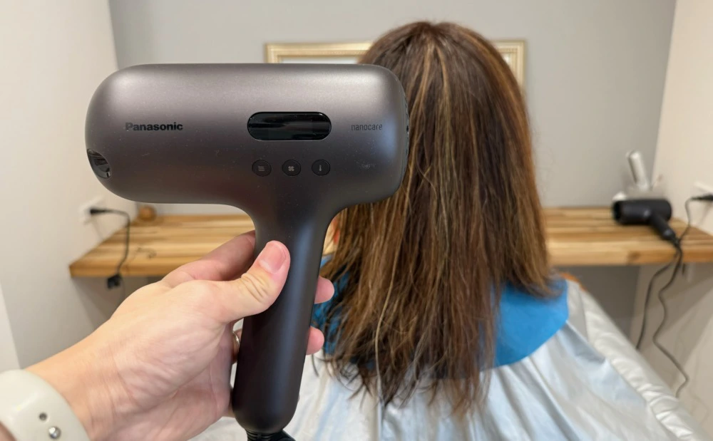 Panasonic ヘアドライヤー ナノケア アルティメイト 8万円超え！ パナソニックの新作ドライヤー「ナノケア
